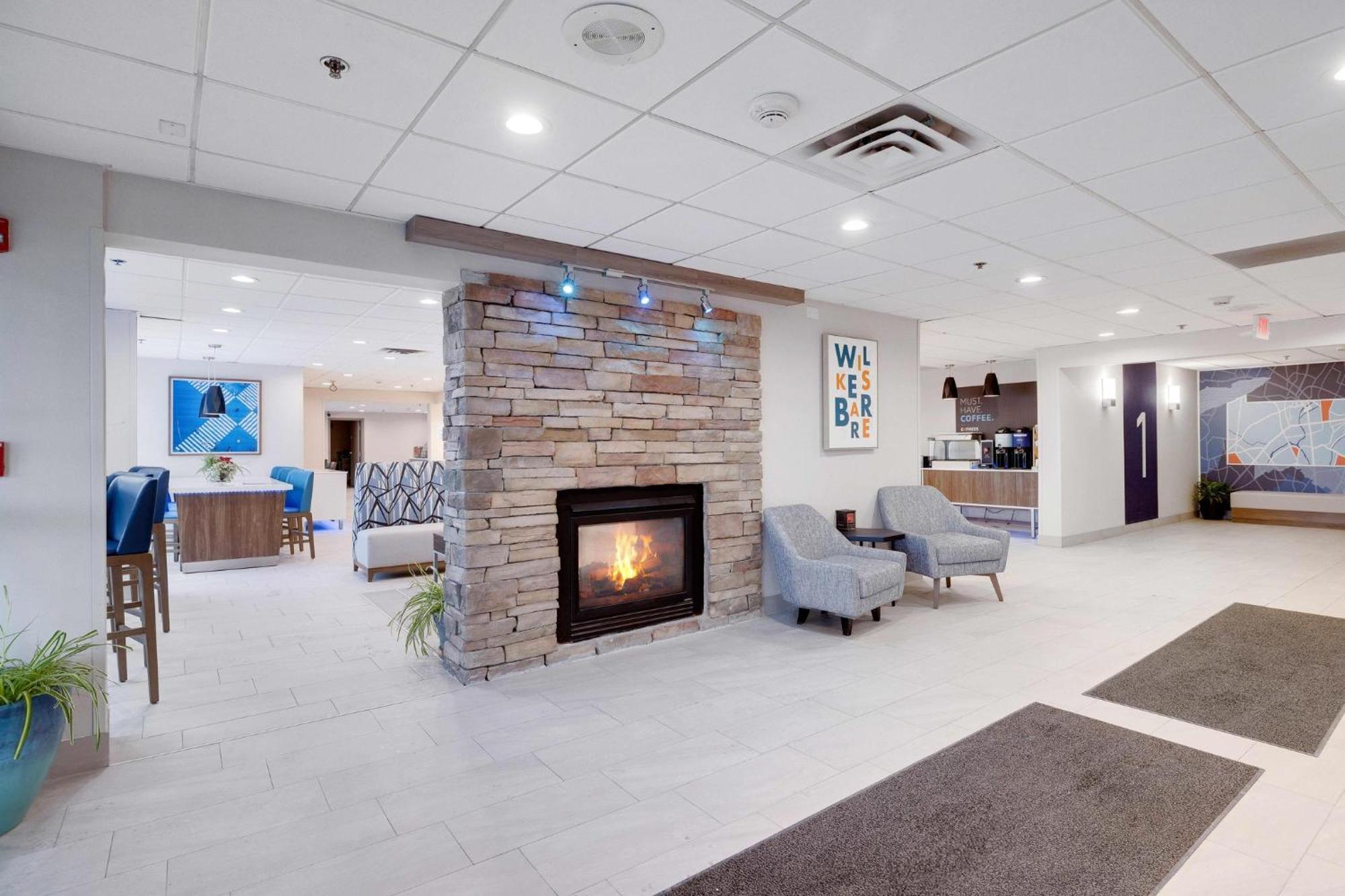 Holiday Inn Express Wilkes Barre East By Ihg Extérieur photo